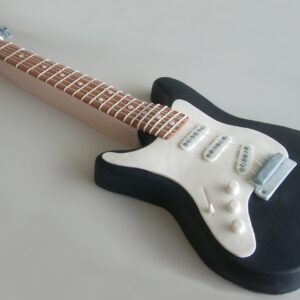 Designer Guitar Shaped cake