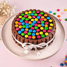 Kitkat Gems cake